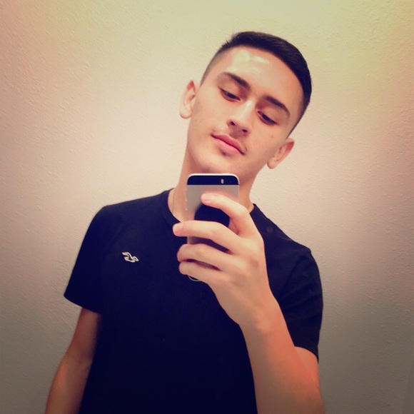 Selling brand name clothes for a great price!! - Picture 1 of 1